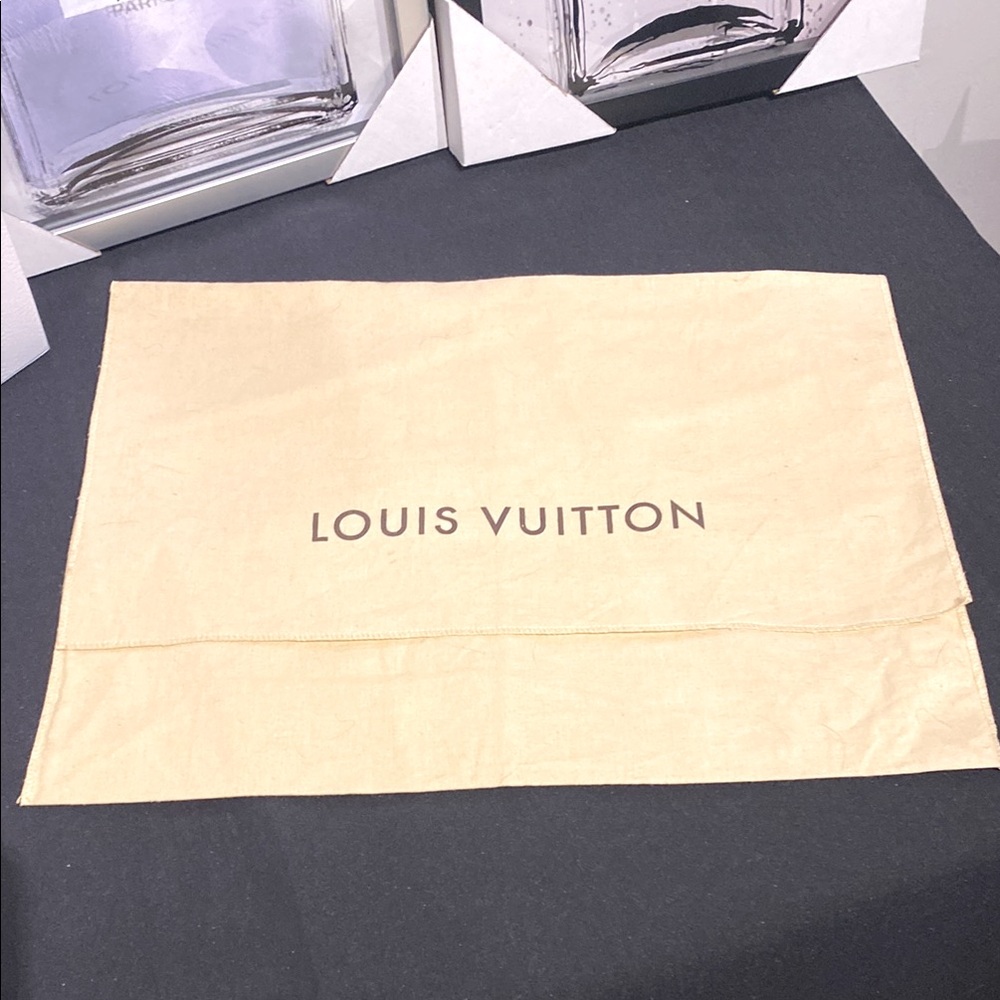 Louie Vuitton Dust Bag